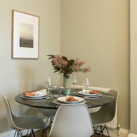 Chic 1 Bedroom Apartment In Bloomsbury, Sleeps 4 London Exterior photo