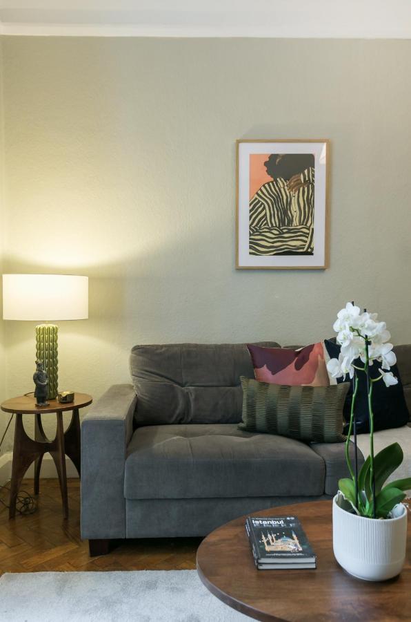 Chic 1 Bedroom Apartment In Bloomsbury, Sleeps 4 London Exterior photo